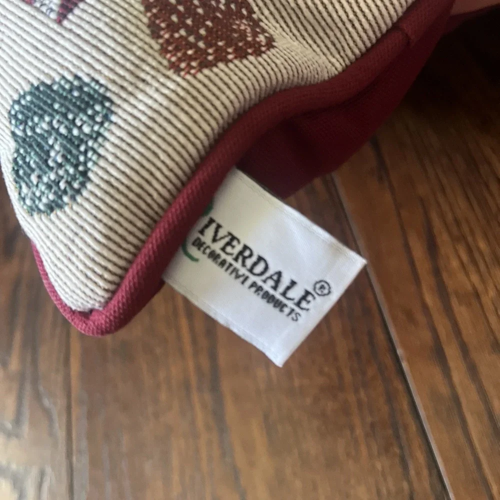 Lot Of 2 Riverdale Tapestry Pillows Gingerbread‎ House Gingerbread Man Gum Drop